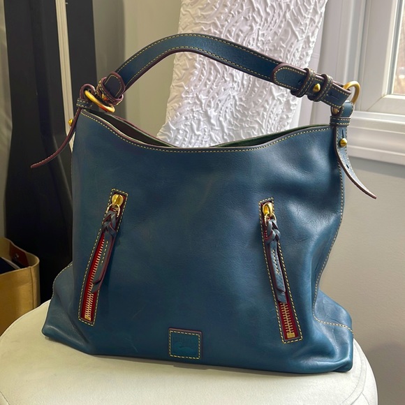 Dooney & Bourke Handbags - Dooney bourke bag
